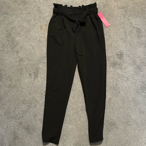 shosho Pants - NWT High waisted black trousers